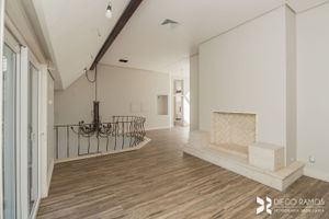 Image 17 - 106916