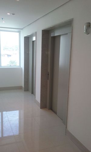 Image 6 - 106990