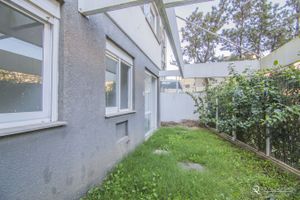 Image 35 - 106996