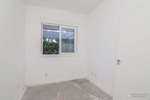 Image 37 - 106996