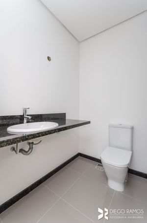 Image 9 - 107281