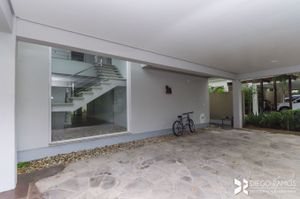 Image 25 - 107281
