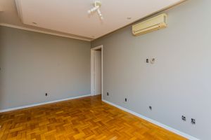 Image 3 - 107805