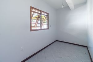 Image 40 - 107875