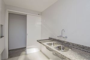 Image 33 - 108129