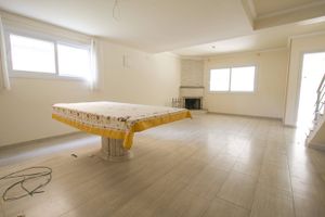 Image 3 - 108749