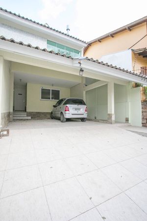 Image 33 - 108749