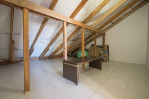 Image 33 - 109320