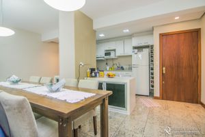 Image 3 - 10956
