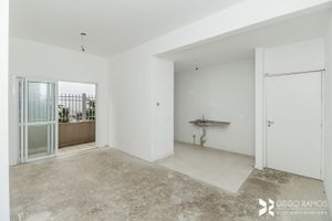 Image 3 - 109995