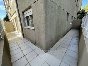 Image 5 - 109995