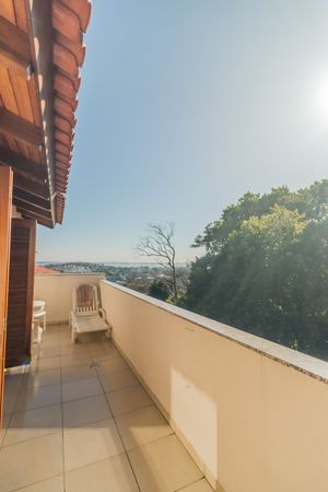 Image 39 - 110001
