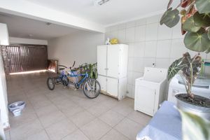Image 32 - 110156