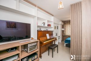 Image 1 - 110187