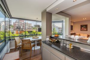 Image 9 - 110822