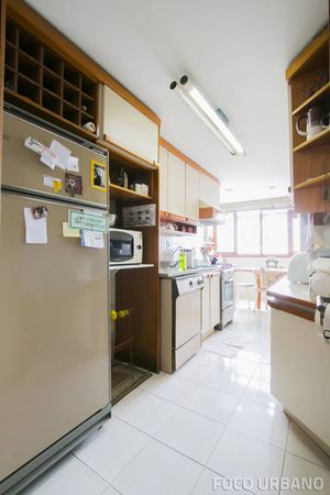 Image 31 - 111017