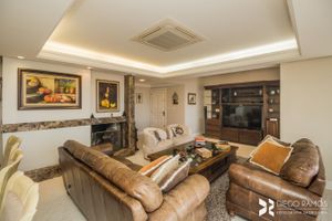Image 35 - 11121