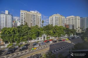 Image 24 - 111628