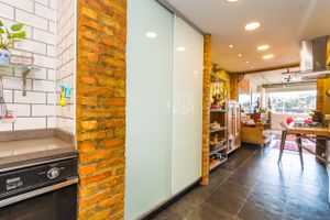 Image 23 - 111755