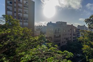 Image 10 - 112409