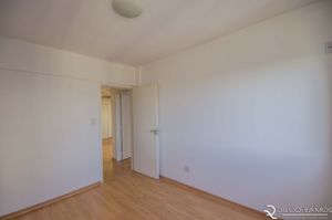 Image 4 - 112504