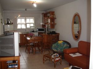 Image 2 - 11275