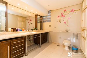 Image 14 - 113604