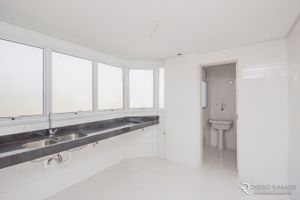 Image 31 - 115119