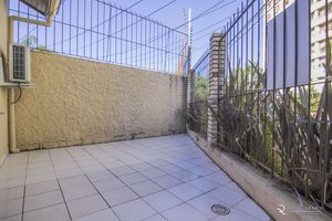 Image 11 - 115126