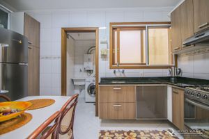 Image 12 - 115500