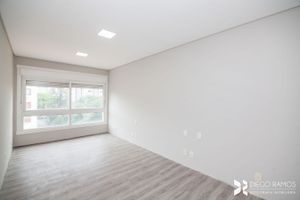 Image 11 - 115823