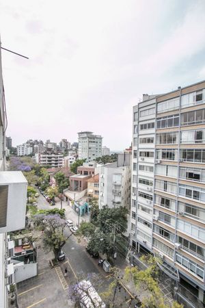 Image 17 - 115828