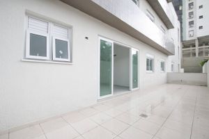 Image 7 - 11587