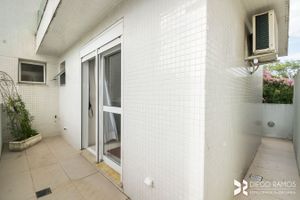 Image 15 - 115983
