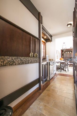 Image 32 - 117311