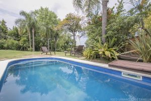 Image 17 - 117495