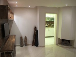Image 12 - 117698