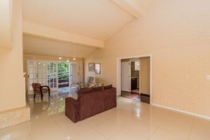 Image 19 - 118833