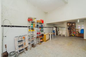 Image 67 - 118833