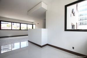 Image 14 - 119340