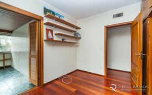 Image 12 - 11986