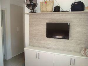 Image 3 - 120418