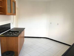 Image 25 - 120587