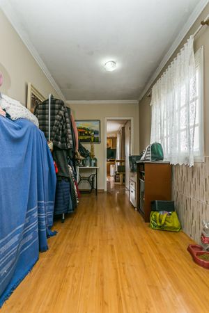 Image 21 - 120666