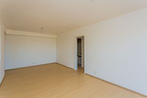 Image 18 - 122065