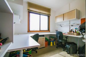 Image 39 - 122319