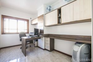 Image 8 - 122596