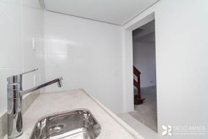 Image 40 - 123530
