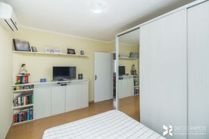 Image 10 - 123737