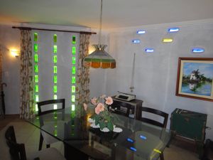 Image 8 - 124285